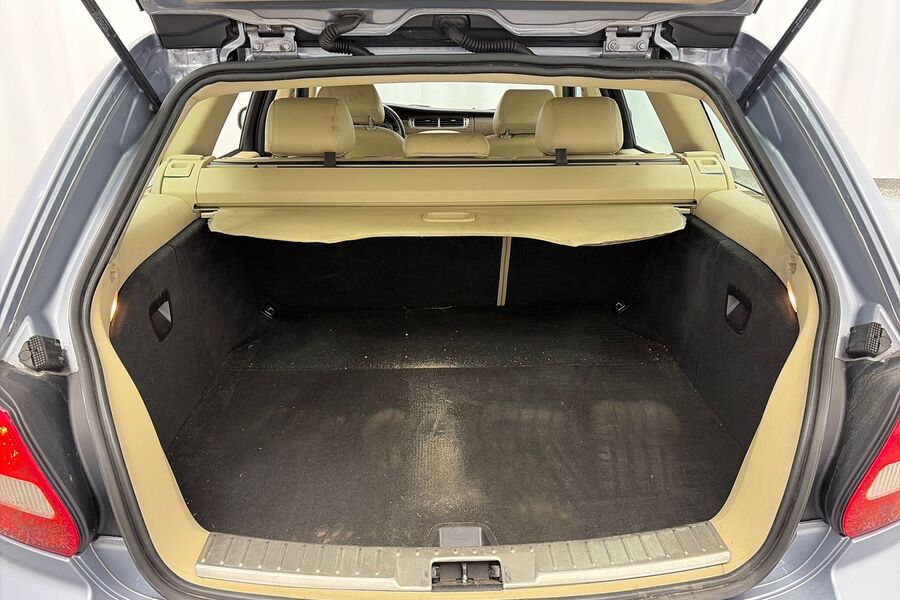 Jaguar X-Type vaihtoauto