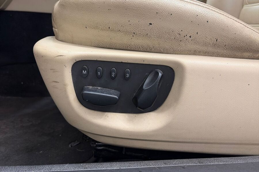 Jaguar X-Type vaihtoauto