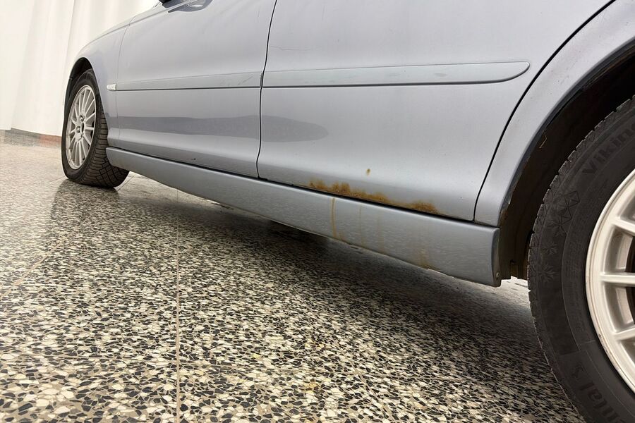 Jaguar X-Type vaihtoauto