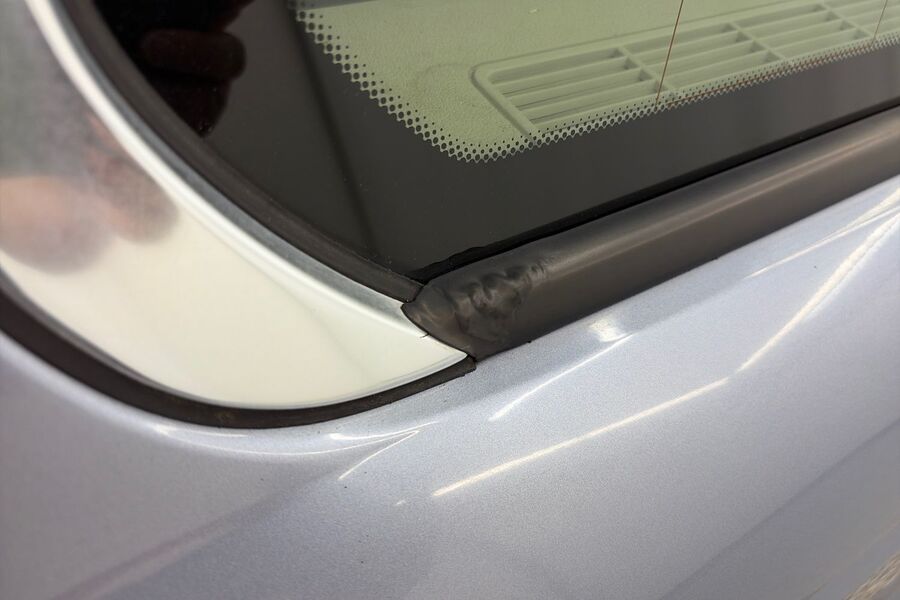 Jaguar X-Type vaihtoauto