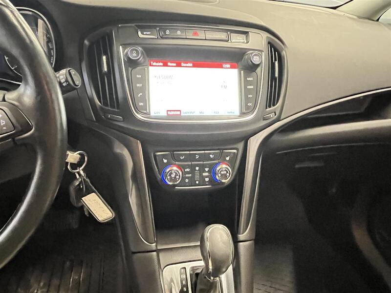 Opel Zafira vaihtoauto