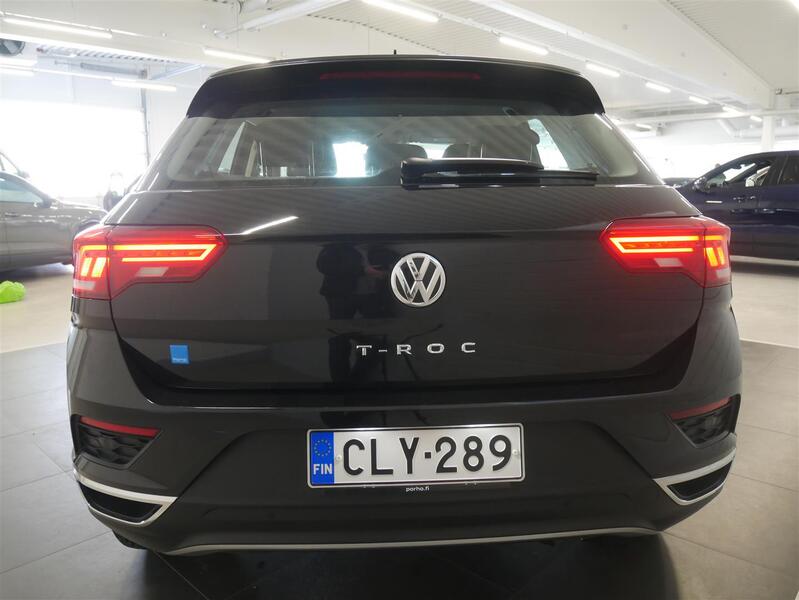 Volkswagen T-Roc vaihtoauto