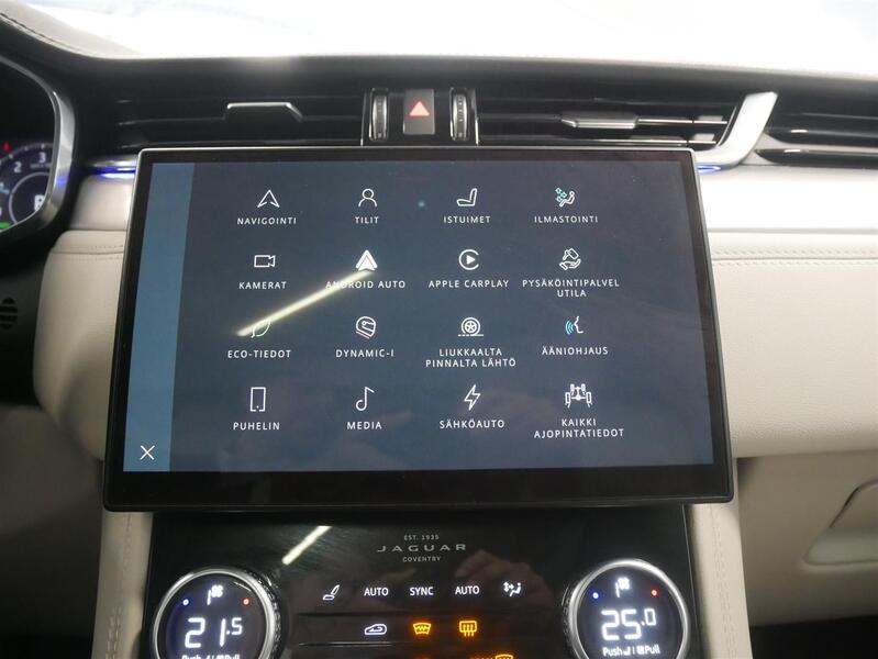 Jaguar F-PACE vaihtoauto