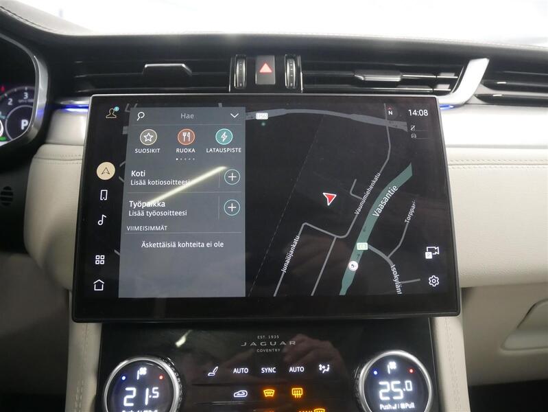 Jaguar F-PACE vaihtoauto