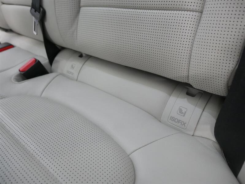 Jaguar F-PACE vaihtoauto