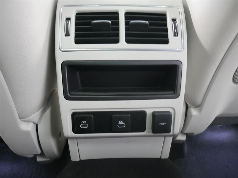 Jaguar F-PACE vaihtoauto