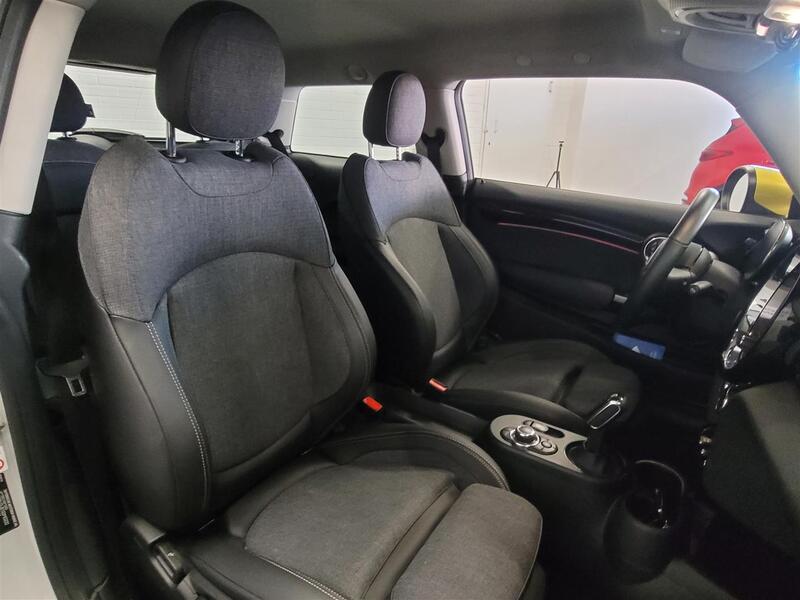 Mini Cooper vaihtoauto
