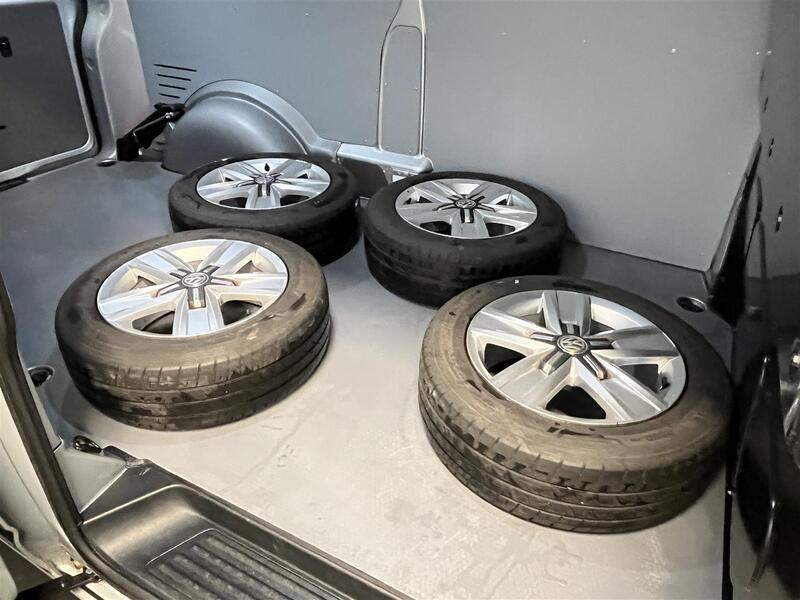 Volkswagen Transporter vaihtoauto