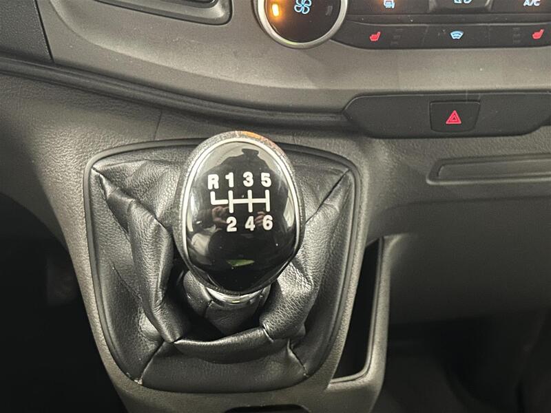 Ford Transit Custom vaihtoauto