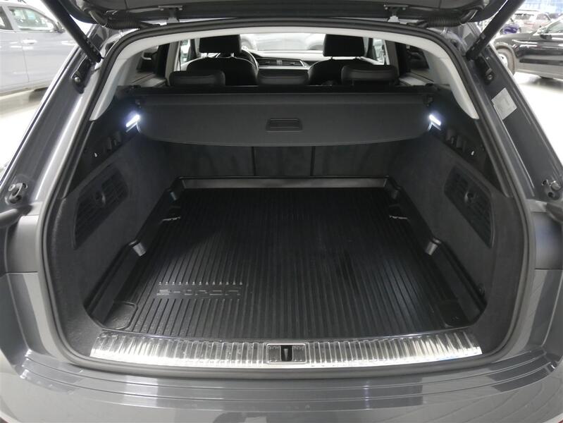 Audi Q8 e-tron vaihtoauto