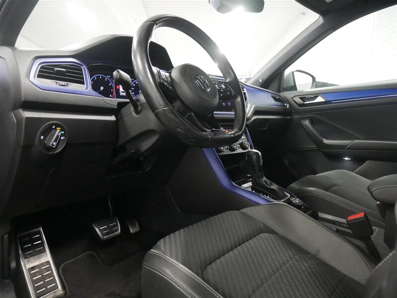 Volkswagen T-Roc vaihtoauto