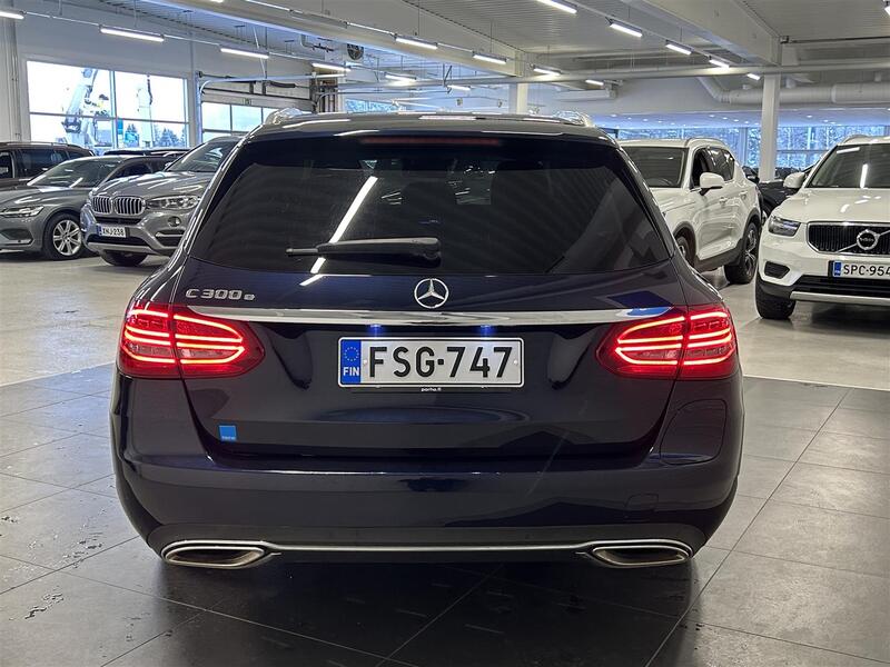 Mercedes-Benz C vaihtoauto