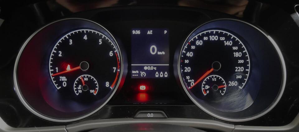 Volkswagen Touran vaihtoauto