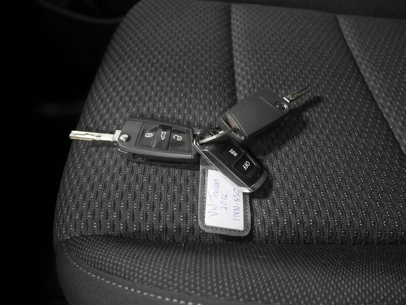 Volkswagen Touran vaihtoauto