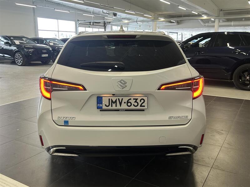 Suzuki Swace vaihtoauto