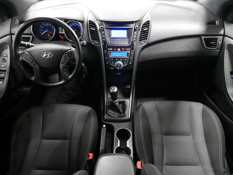 Hyundai i30 5d vaihtoauto