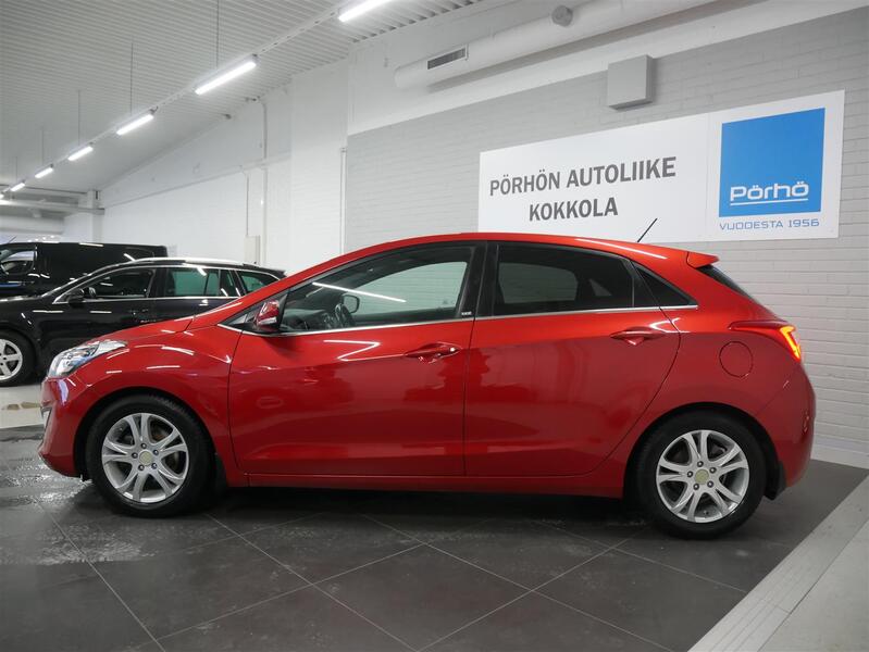 Hyundai i30 5d vaihtoauto