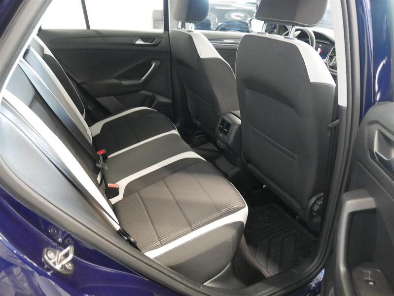 Volkswagen T-Roc vaihtoauto