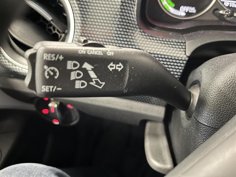 Volkswagen up! vaihtoauto