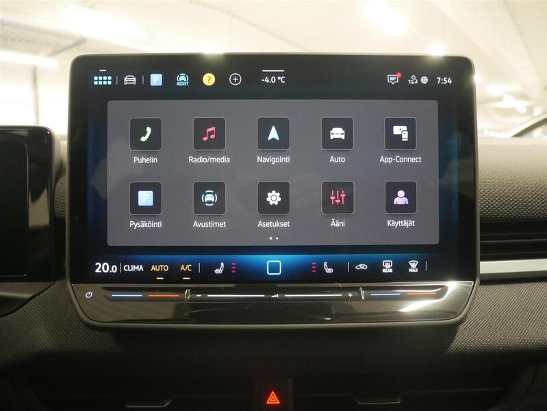 Volkswagen T-Roc vaihtoauto