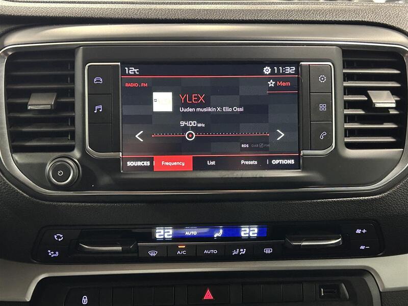 Citroën Spacetourer vaihtoauto