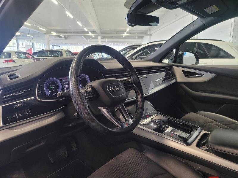 Audi Q7 vaihtoauto
