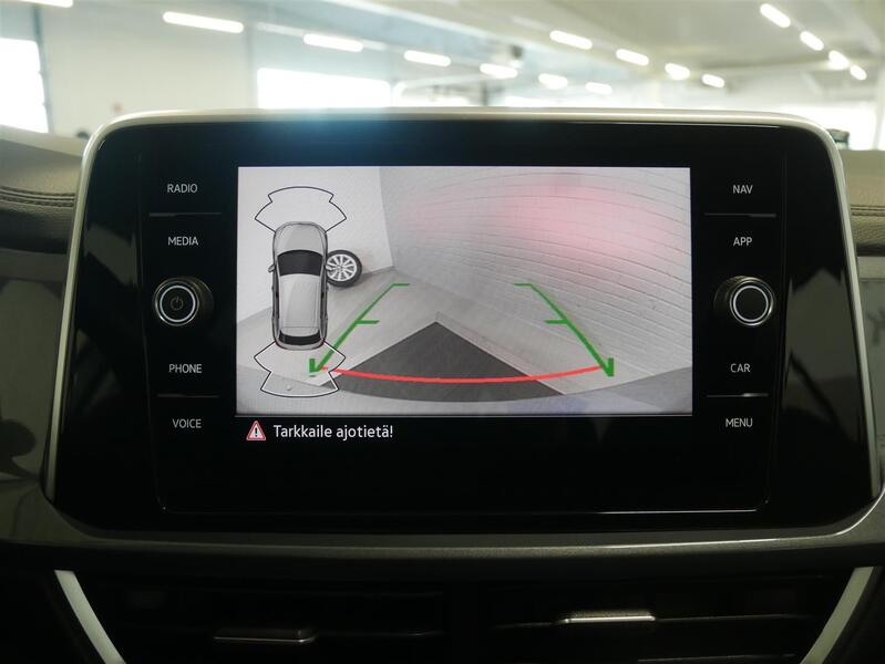 Volkswagen T-Roc vaihtoauto