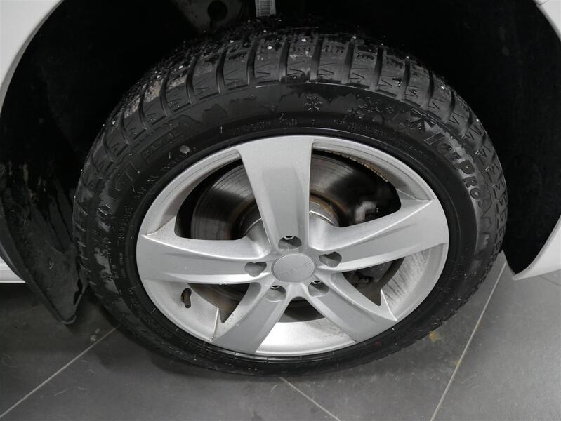 Volkswagen Caddy Maxi vaihtoauto