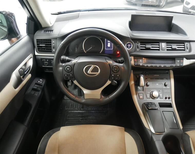 Lexus CT vaihtoauto