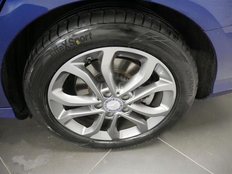 Mercedes-Benz C vaihtoauto