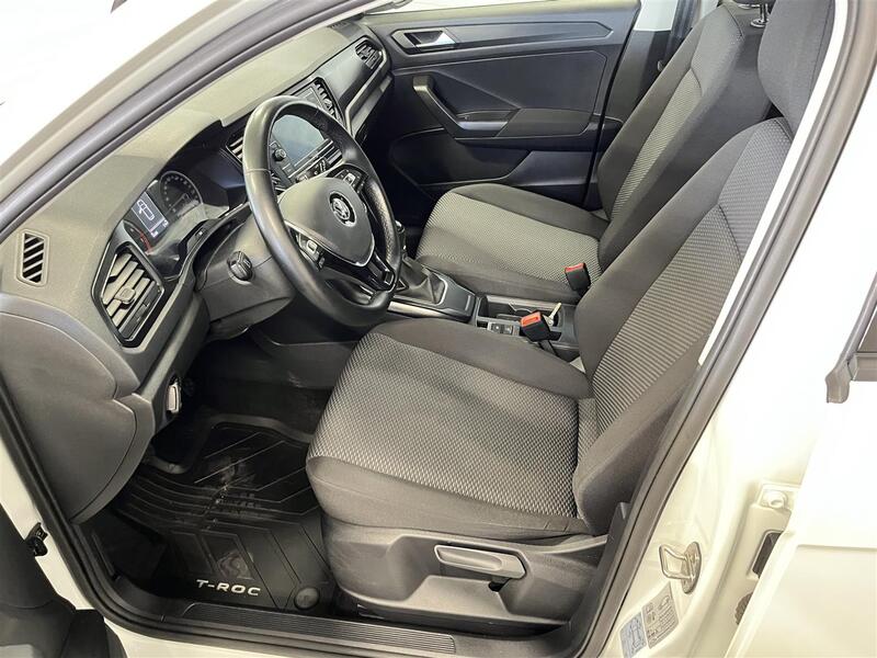 Volkswagen T-Roc vaihtoauto