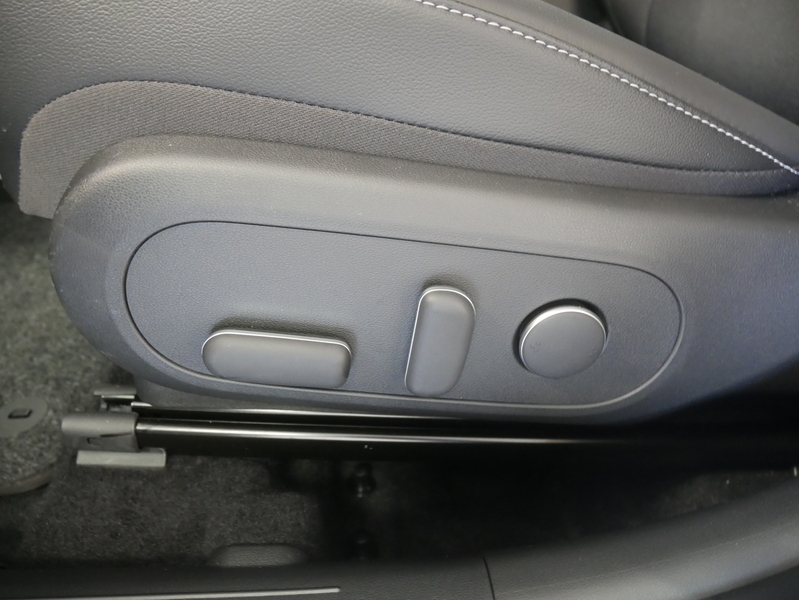 Hyundai KONA Hybrid vaihtoauto