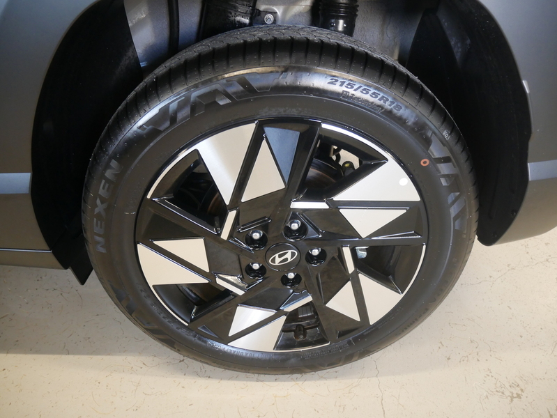 Hyundai KONA Hybrid vaihtoauto