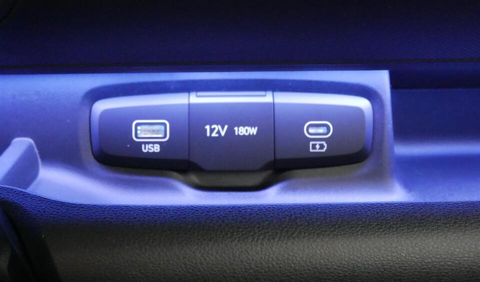 Hyundai INSTER vaihtoauto