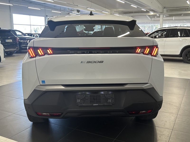 Peugeot E-3008 vaihtoauto