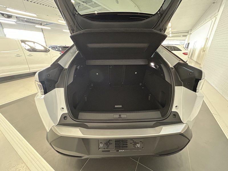 Peugeot E-3008 vaihtoauto