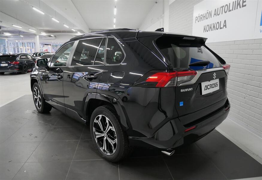 Suzuki Across vaihtoauto