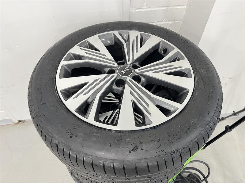 Audi Q4 e-tron vaihtoauto