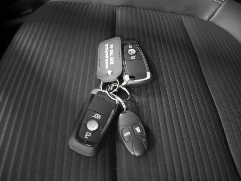 Ford Kuga vaihtoauto