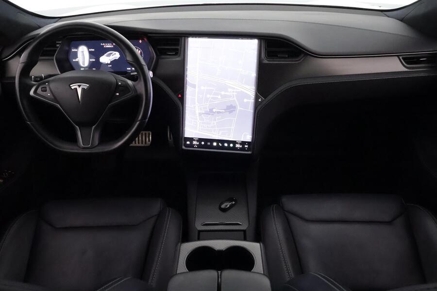 Tesla Model S vaihtoauto