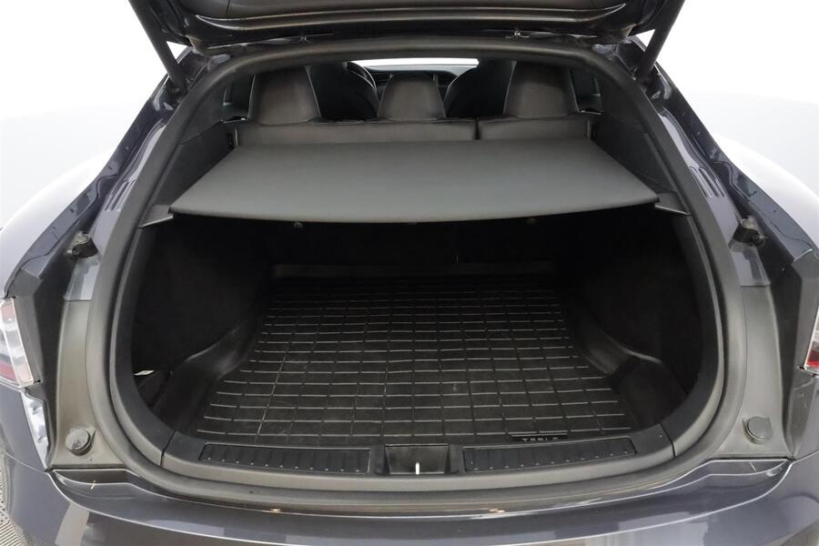 Tesla Model S vaihtoauto