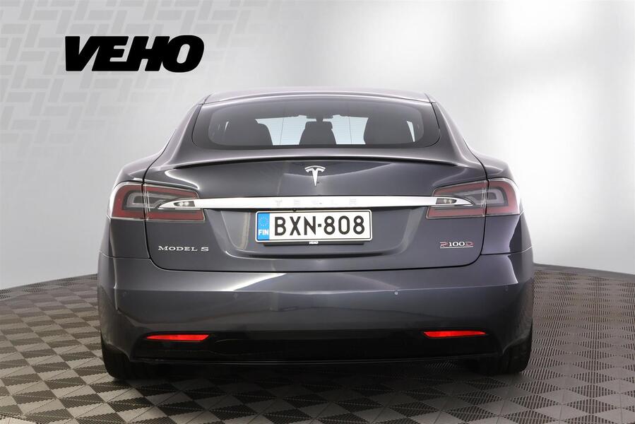 Tesla Model S vaihtoauto