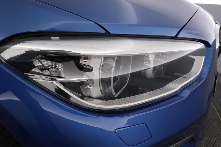 BMW M140i vaihtoauto