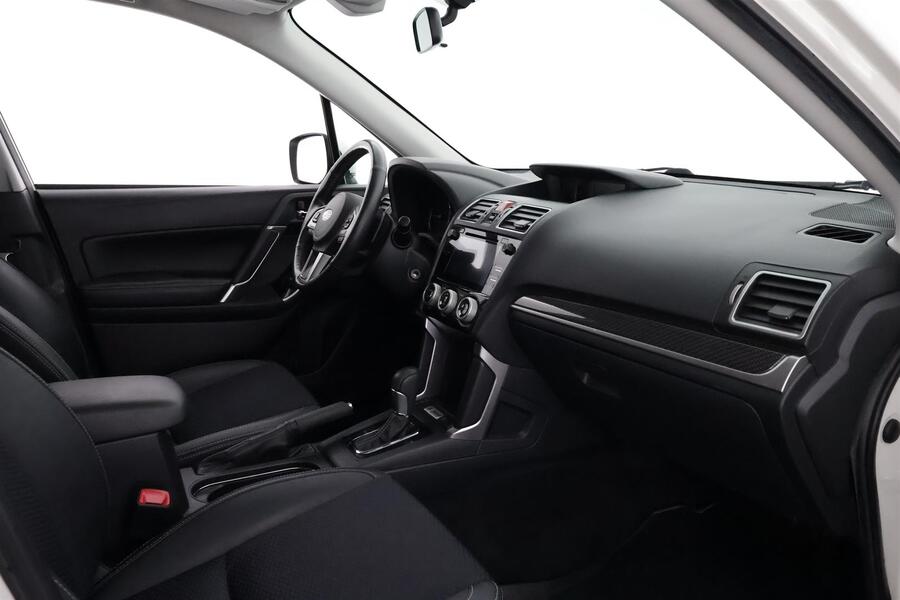 Subaru Forester vaihtoauto