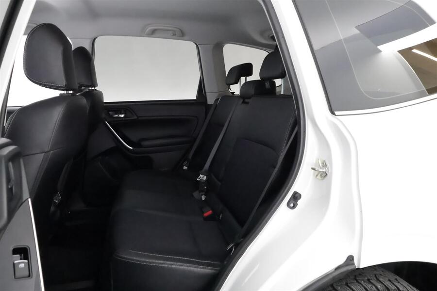 Subaru Forester vaihtoauto