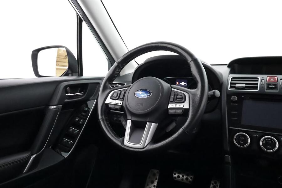 Subaru Forester vaihtoauto