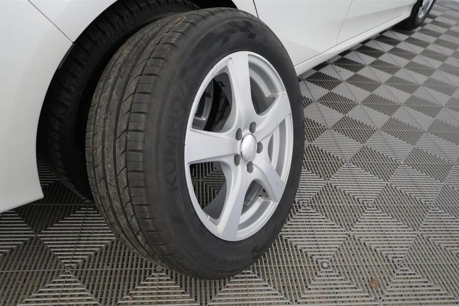 Toyota Prius vaihtoauto