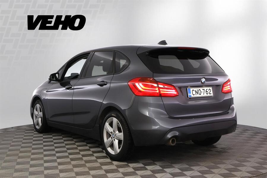 BMW 225 vaihtoauto
