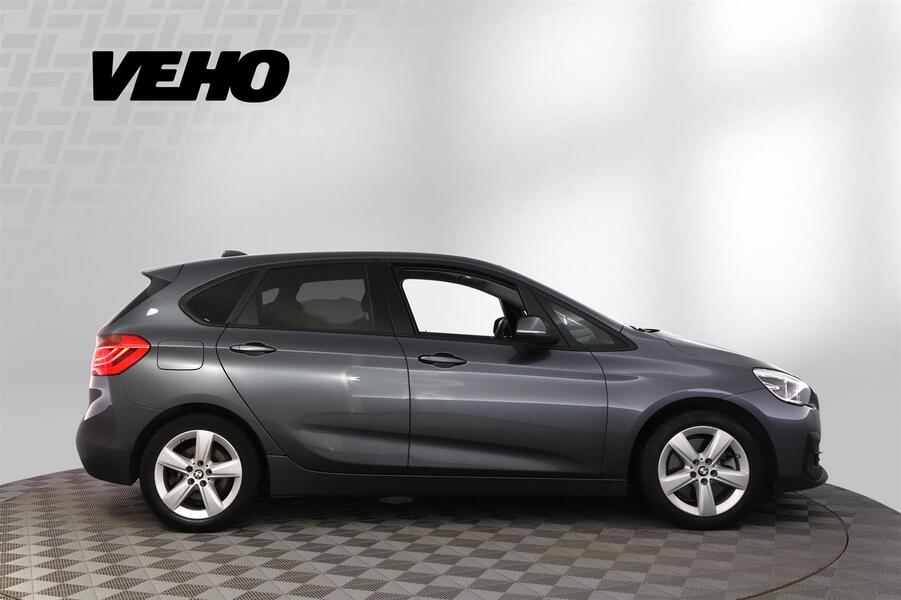 BMW 225 vaihtoauto
