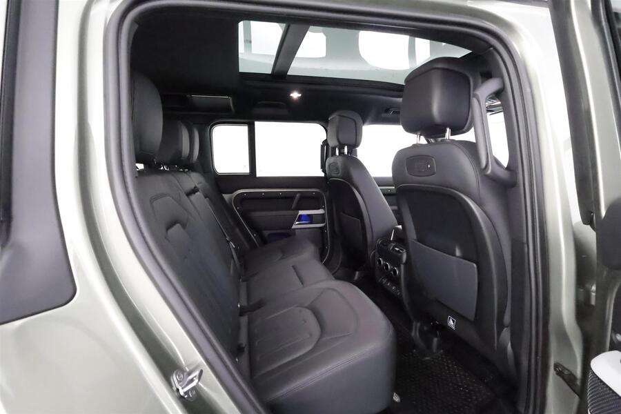 Land Rover Defender vaihtoauto